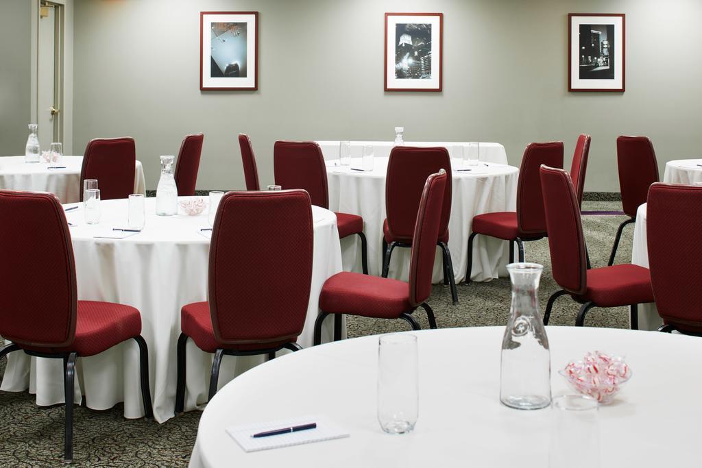 Hotel Club Quarters Downtown, 4*
