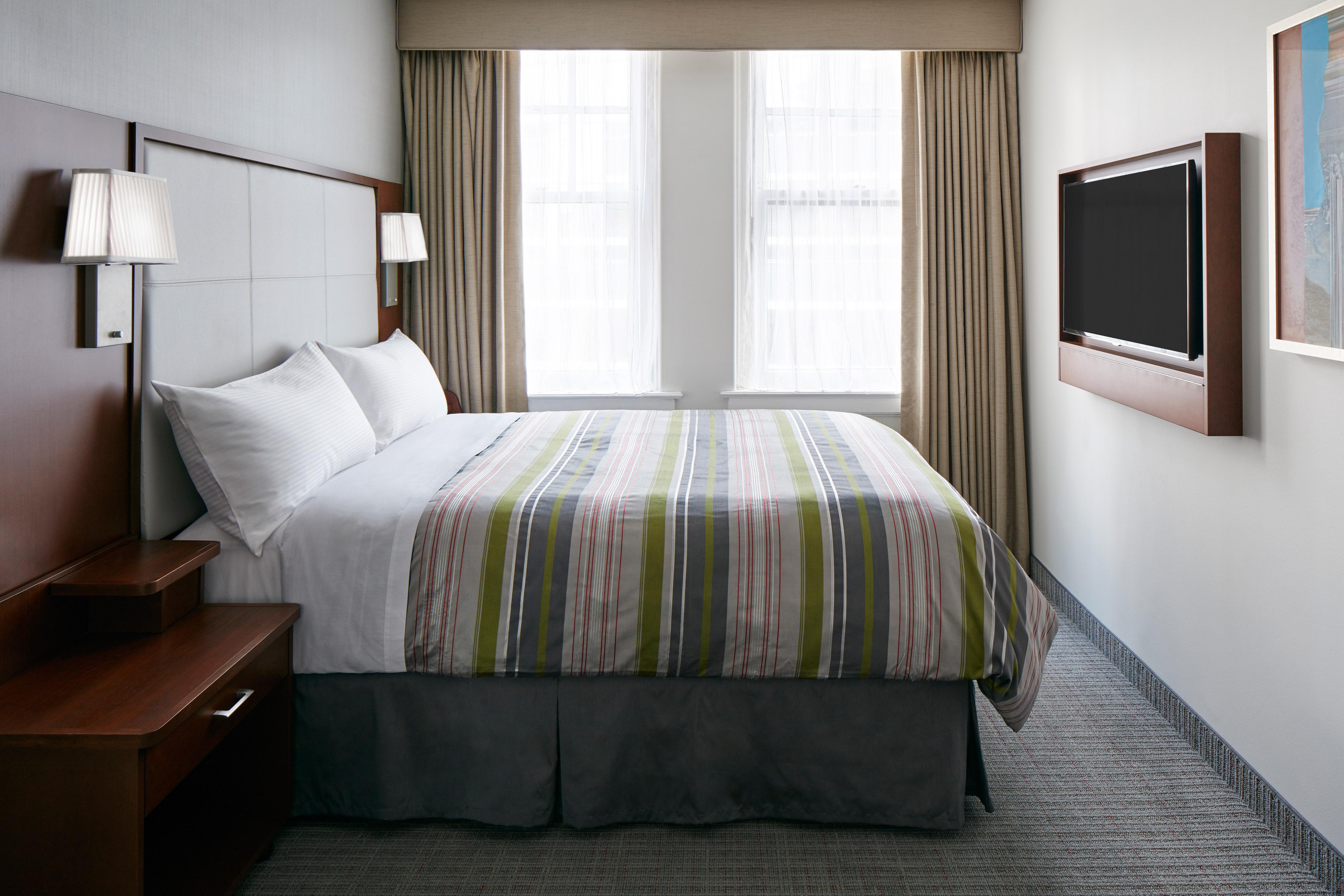 Club Quarters Downtown, Hotel
