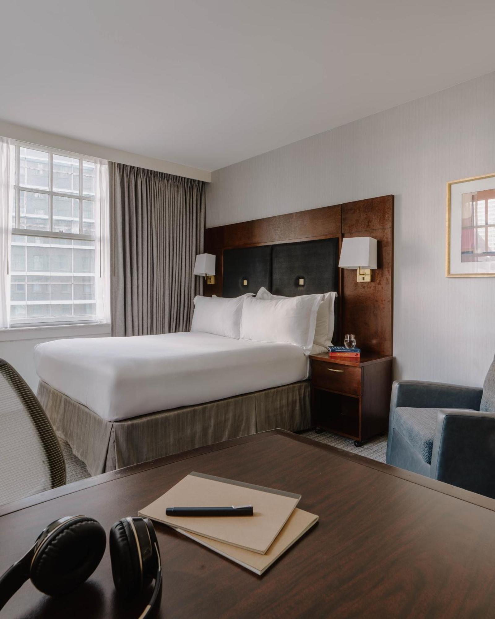 Club Quarters Downtown, Hotel
